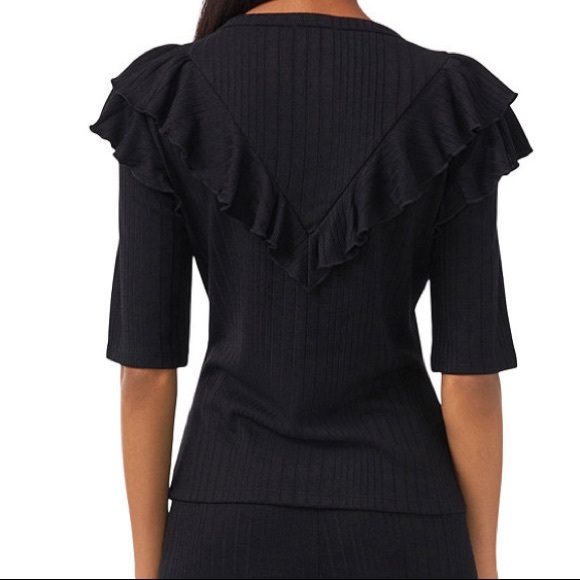 Riley & Rae Black Ruffled Ribbed Top - Picture 3 of 9